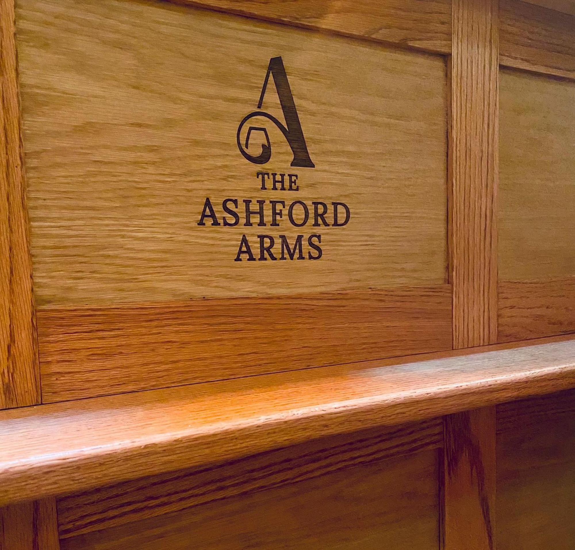 מלון The Ashford Arms מראה חיצוני תמונה